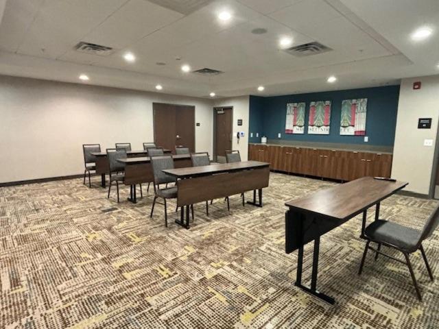 Hampton Inn & Suites Deptford, Nj Ngoại thất bức ảnh